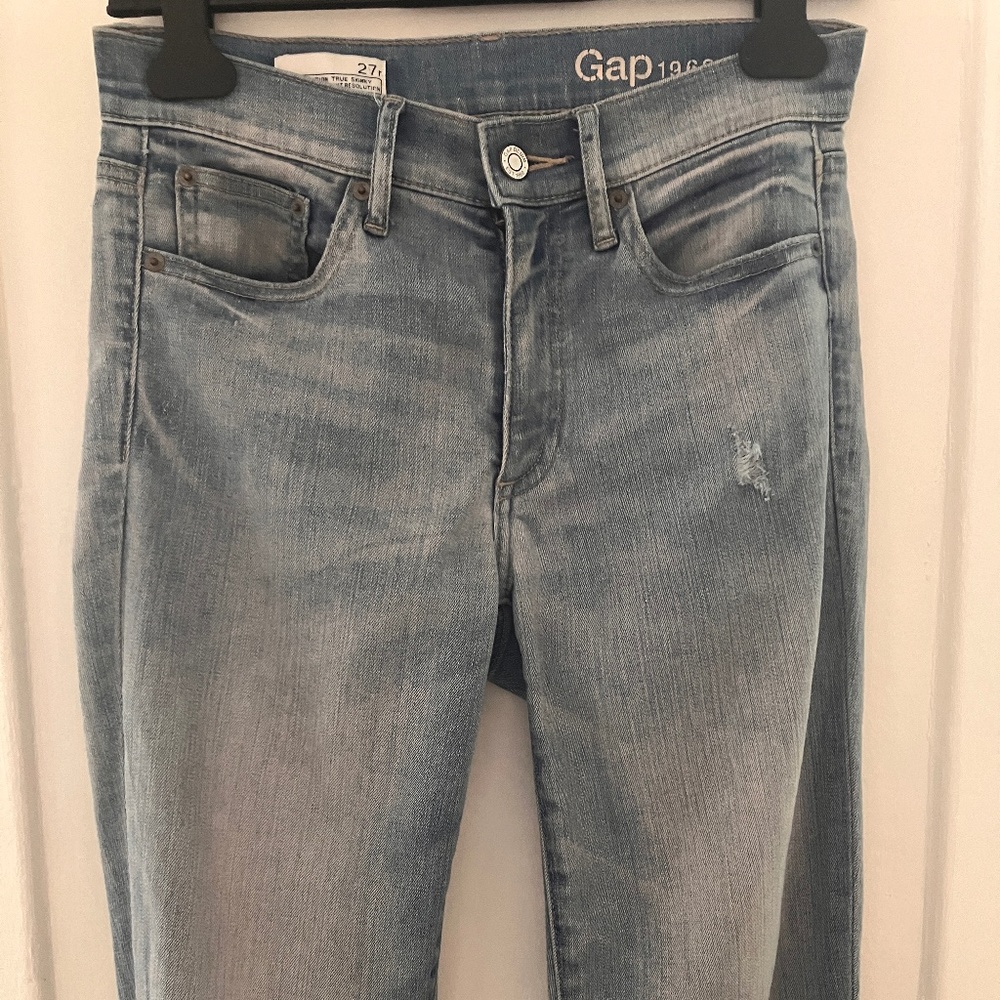 GAP TRUE SKINNY JEANS